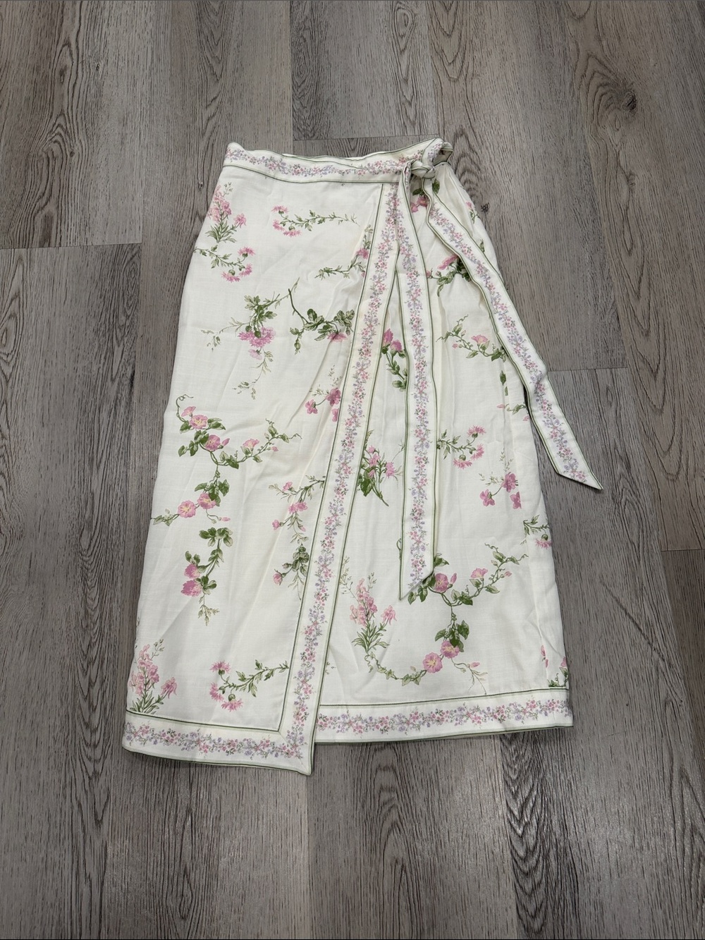 H&M Ivory Floral Wrap skirt